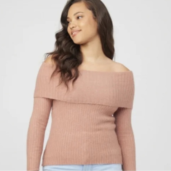 Guess KAIDA Off-Shoulder Ribbed Sweater in White Size XL - Picture 5 of 5